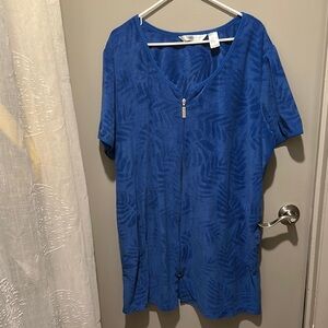 Jasmine Rose zip up robe or cover up 2x